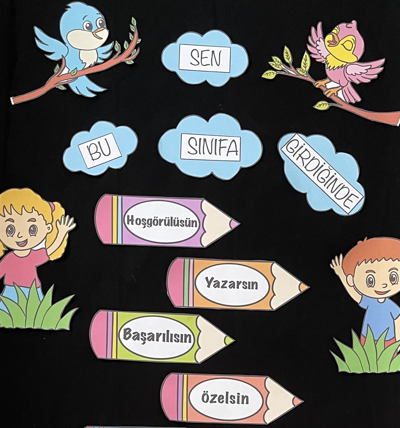 Sen Bu Sınıfa Girdiğinde Kapı Süsü