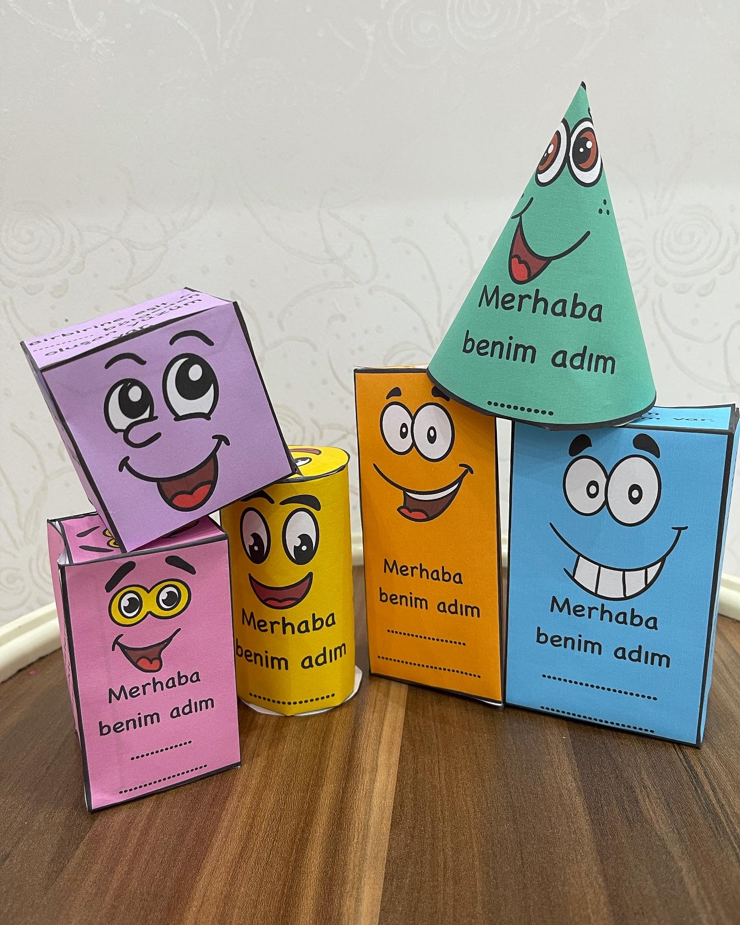 Sevimli Geometrik Cisimler