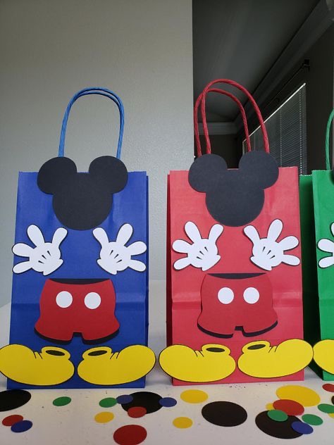 Mickey ve Minnie Hediye Çanta Etkinlikleri