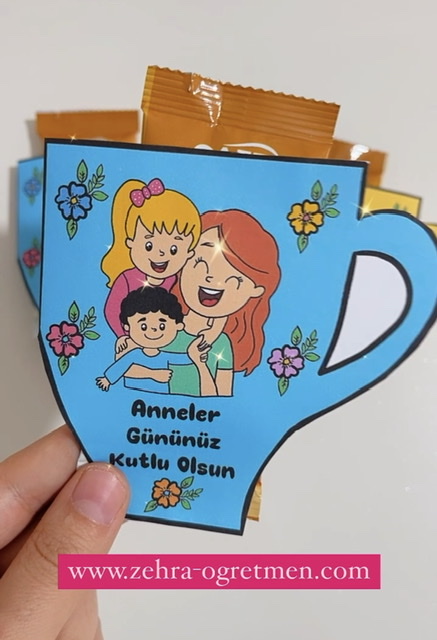 ( Tesettürlü Anne) Fincanlı Anneler Günü Çay Kahve Hediyelik Kart